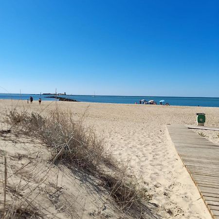 Apartamento Playa La Barrosa Chiclana de la Frontera Bagian luar foto