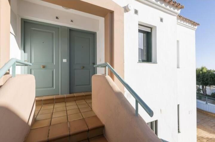 Apartamento Playa La Barrosa Chiclana de la Frontera Bagian luar foto