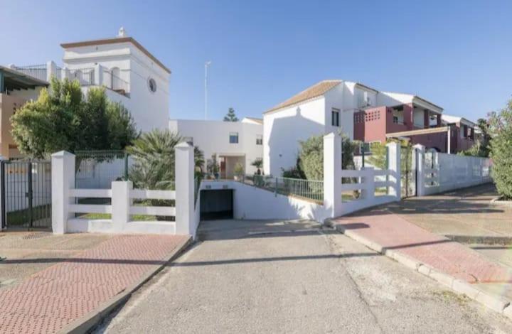 Apartamento Playa La Barrosa Chiclana de la Frontera Bagian luar foto